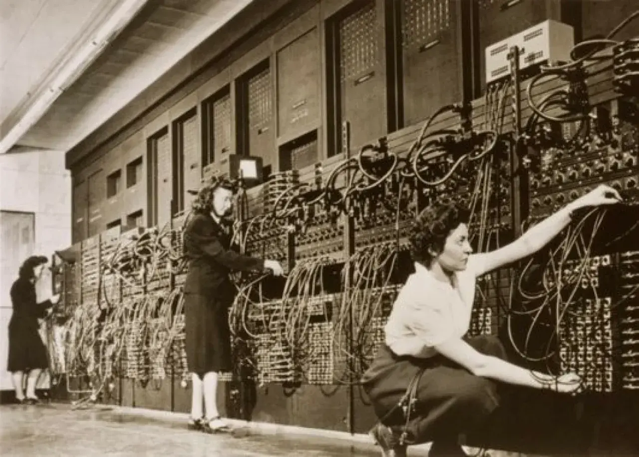Kobiety pracujące przy ENIAC, jednym z pierwszych komputerów elektronicznych.